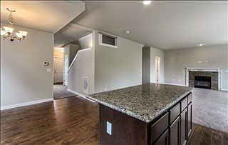 3rd image of 9403 19th Ave E