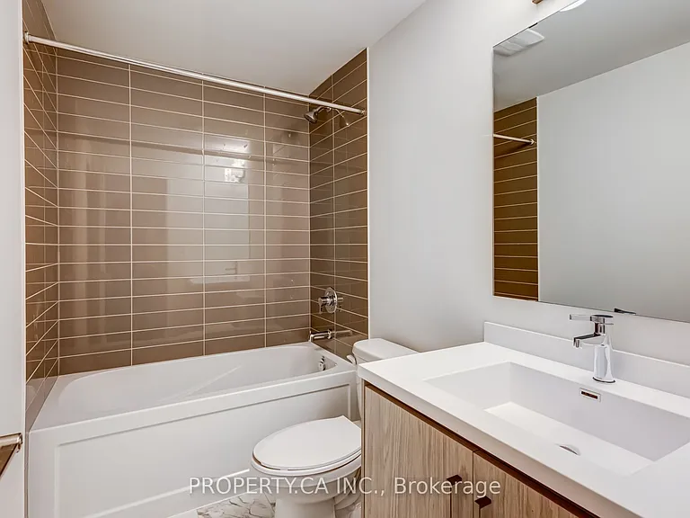 80 Honeycrisp Cres #Townhouse 377 — Photo 20