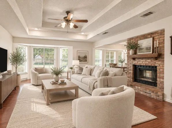 819 Nokomis Cir, Lancaster, TX 75146