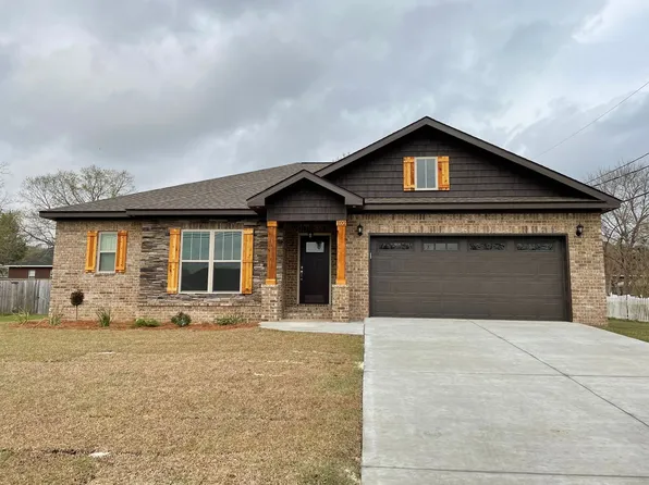102 Rachel Dr #1, Enterprise, AL 36330