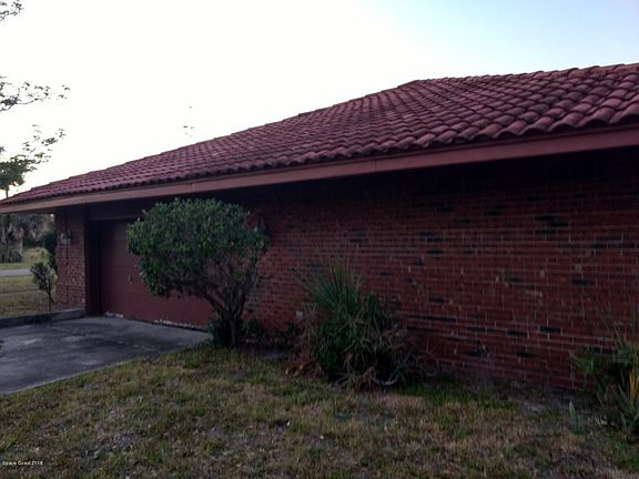 4th image of 1725 Gayle Ave