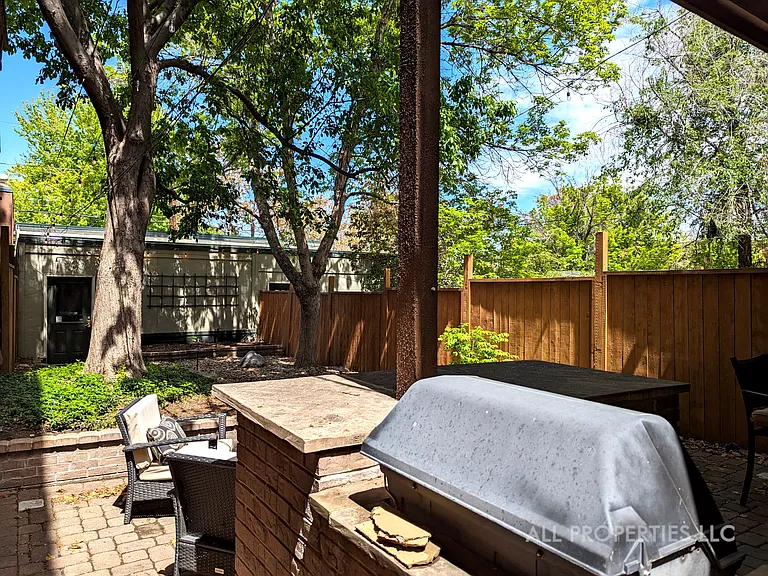 2753 Champa St — Photo 43