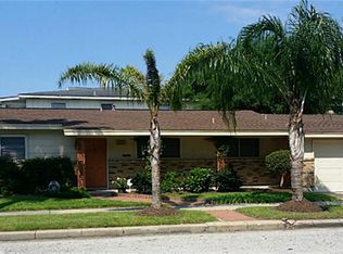 825 15th St, Galveston, TX 77550