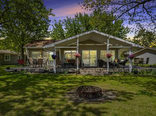 26347 212th Ave, Delhi, IA 52223