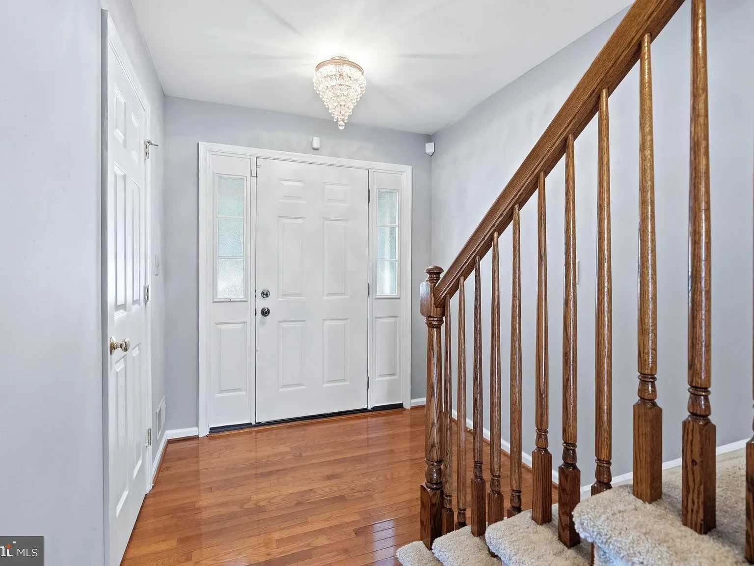 3 bed, 3.5 bath, 2362 sqft, $2,950 — Photo 3