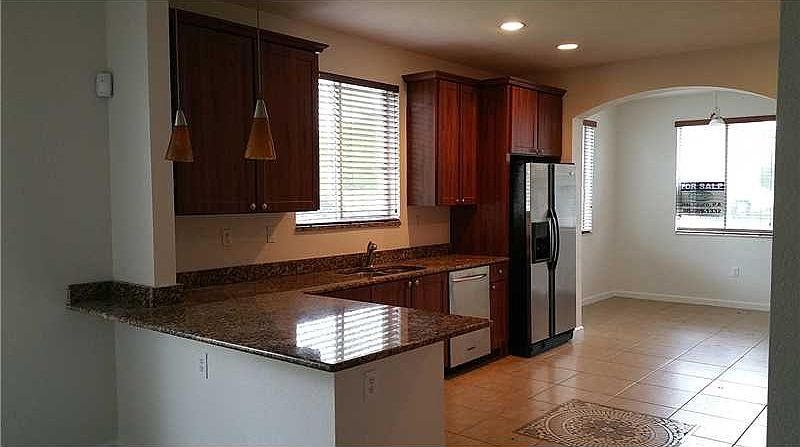 1st image of 952 NW 206th St