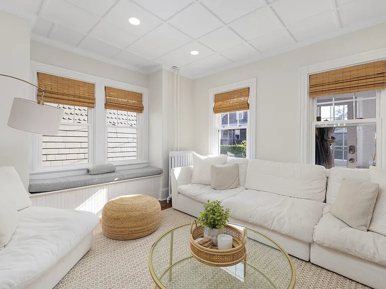 35 Hall Ave — Photo 9