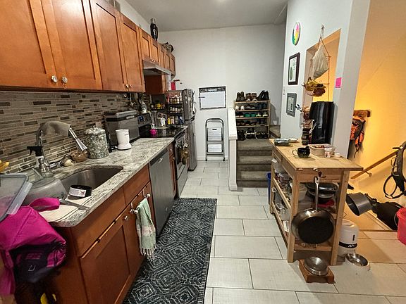 2nd image of 4716 Alden Walk #4716