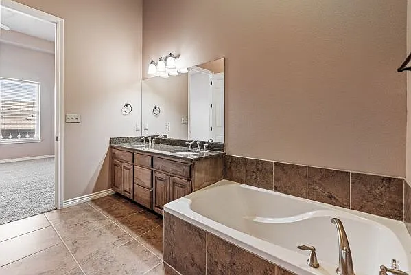 14910 Leeward Dr #702 — Photo 17