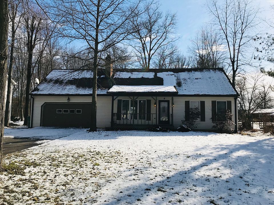 2nd image of 6 Pin Oak Dr