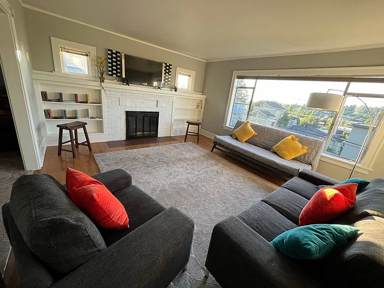 115 Florentia St #3 — Photo 1
