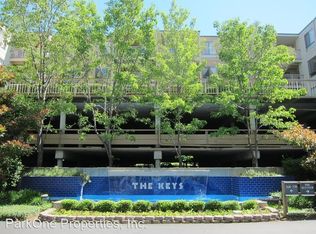 460 N Civic Dr APT 101, Walnut Creek, CA