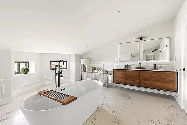 Rented by Douglas Elliman | media 8