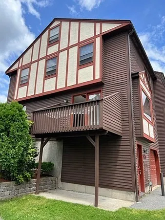 2 bed, 1.5 bath, 1500 sqft, $2,800 — Photo 3