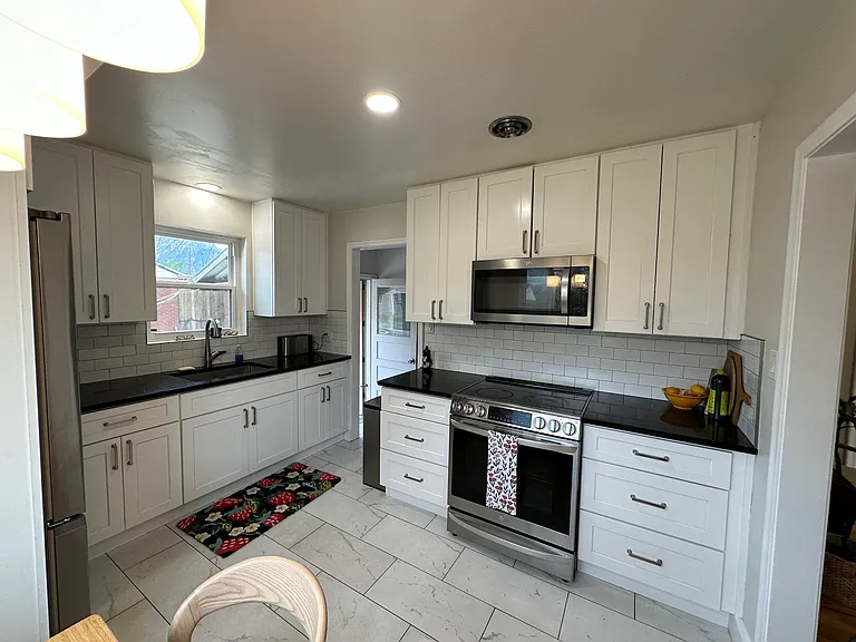 576 E 3635 S — Photo 15