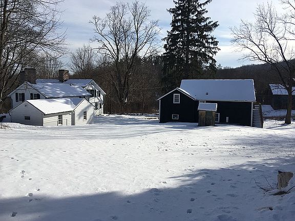 4th image of 121 Cushman Rd