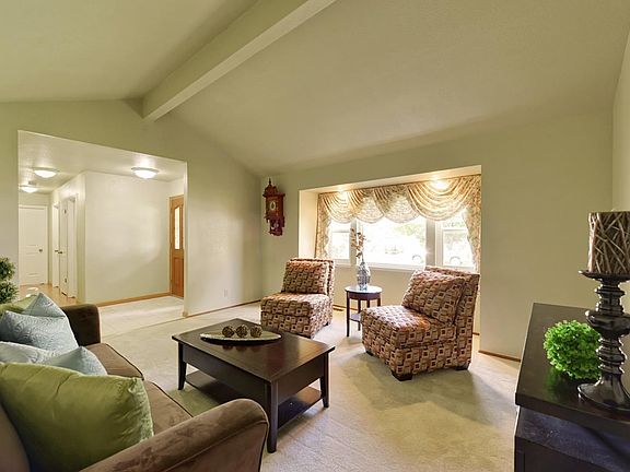 5th image of 2830 El Vista Way