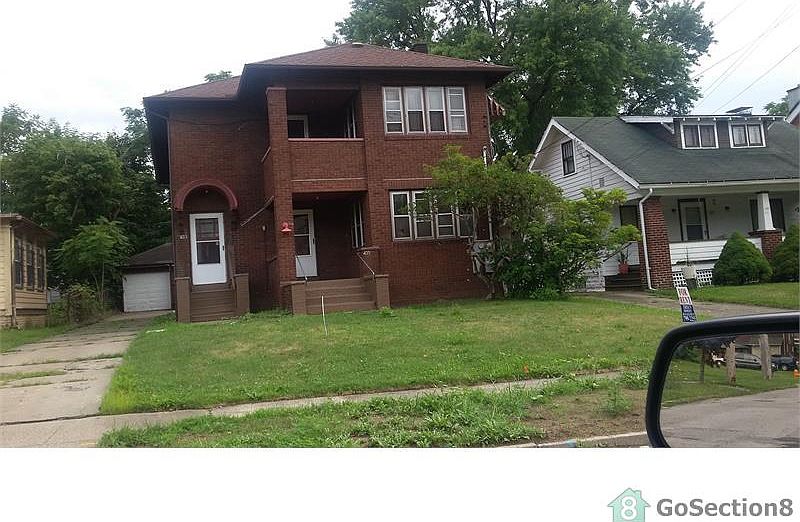 1st image of 433 Ferndale Ave #2