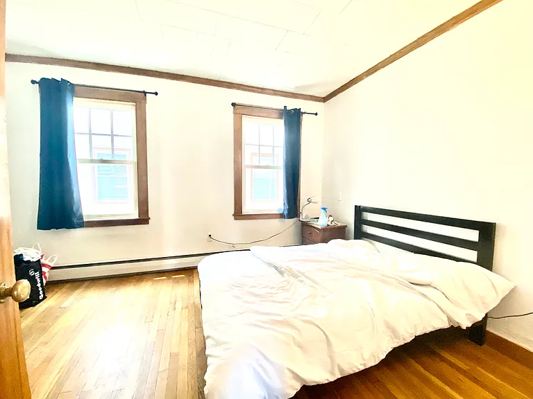 8 Adams Ter #2 — Photo 9