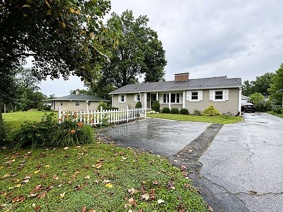 5th image of 811 Shadowlawn Ave
