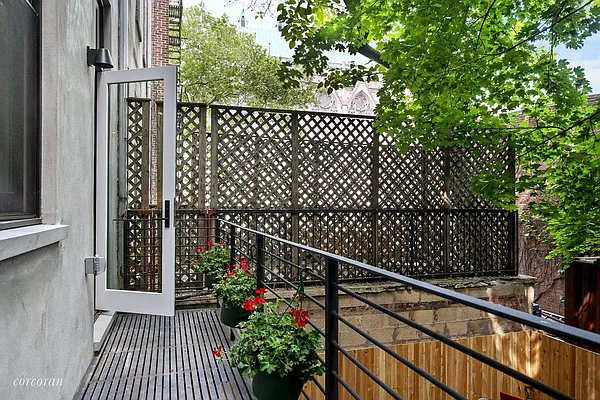 Sold by Corcoran | media 24