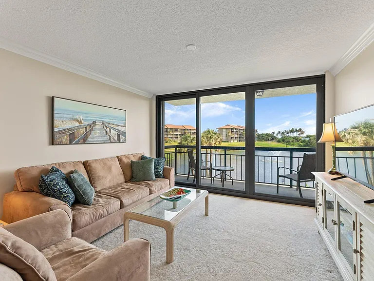 601 S Seas Dr #203 — Photo 12