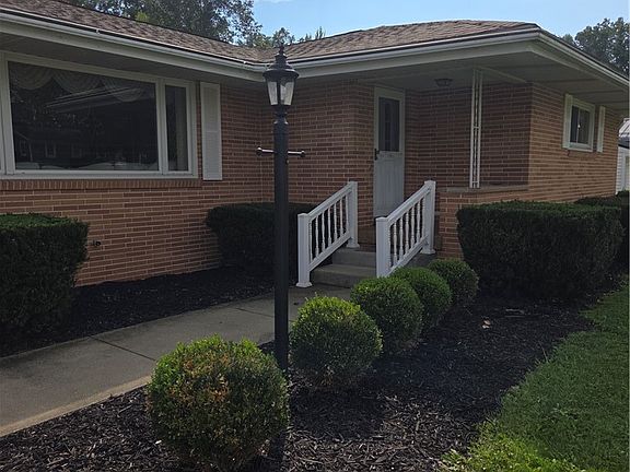 3rd image of 409 Durst Dr NW