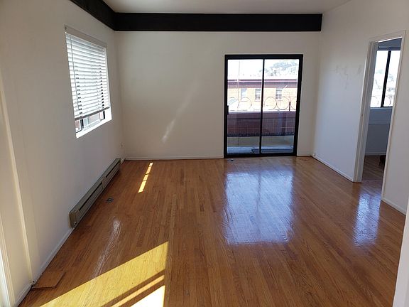3rd image of 738 Stockton St APT 6A