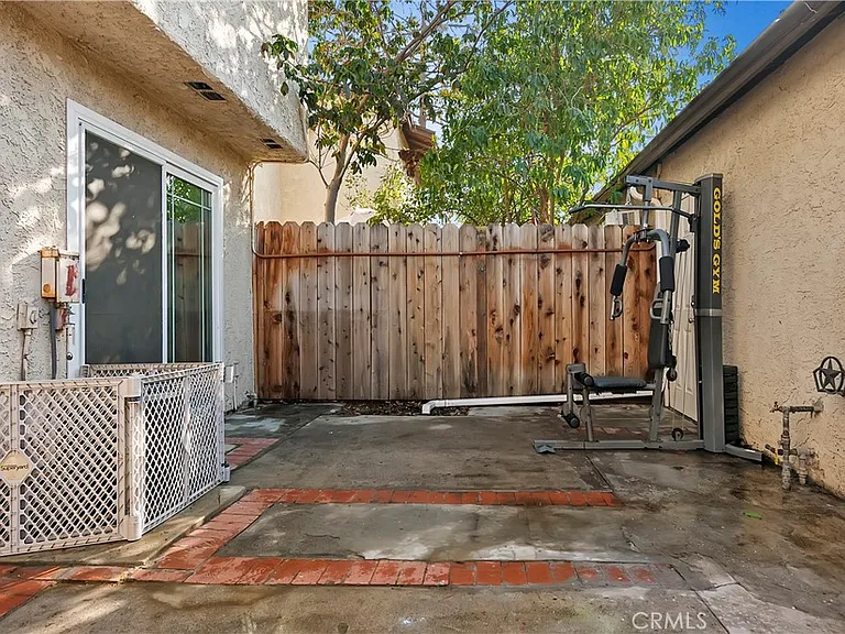 8707 Cedros Ave #7 — Photo 35