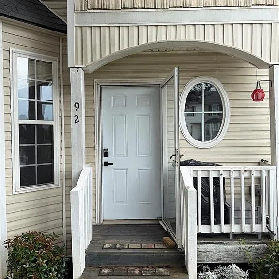 92 Timber Ridge Dr — Photo 2