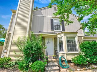 1263 Candlestick Ln, Rochester, MI 48306