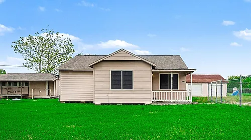 5615 John Martin Rd Photo 1