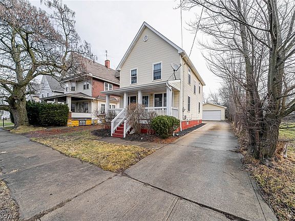 2nd image of 2637 E 110th St