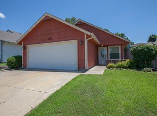 2102 W 57th St, Tulsa, OK 74107