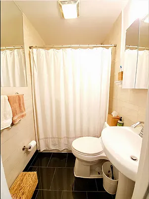 Rented by Nest Seekers International | media 7