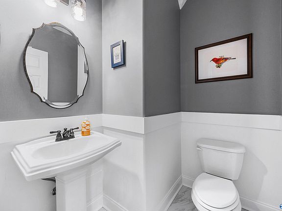 5th image of 17 Abby Glen Way