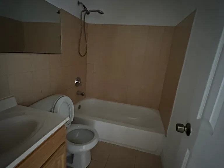 660 S Park St #2 — Photo 1