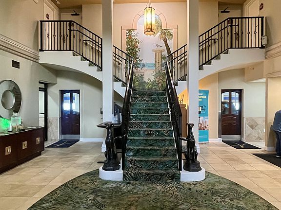 3rd image of 2600 N Ocean Blvd. #1810