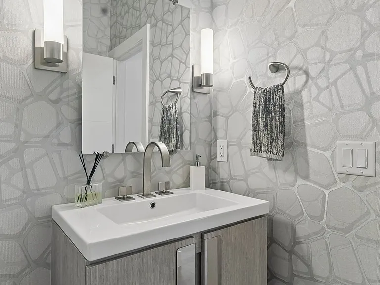 3926 Vailwood Dr — Photo 23
