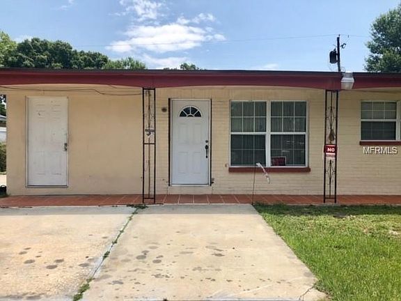 2nd image of 1718 Waikiki Way