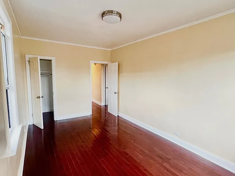 Colonial Ave — Photo 9
