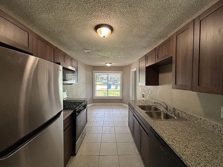 4309 N Cypress St — Photo 11