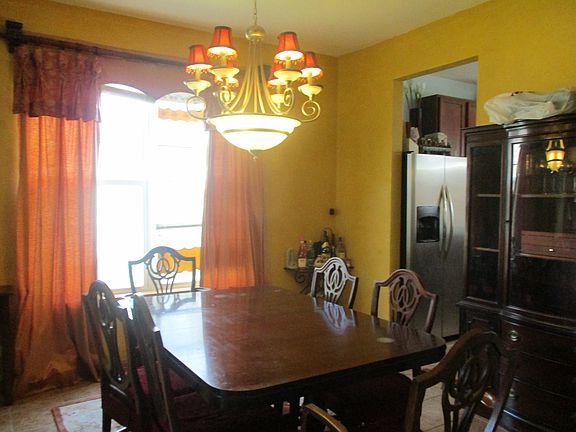 3rd image of 1154 Moore Ct