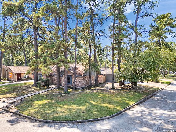 4th image of 25423 Old Carriage Ln