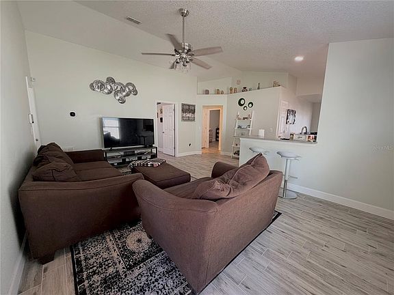 3rd image of 1332 Dew Bloom Rd