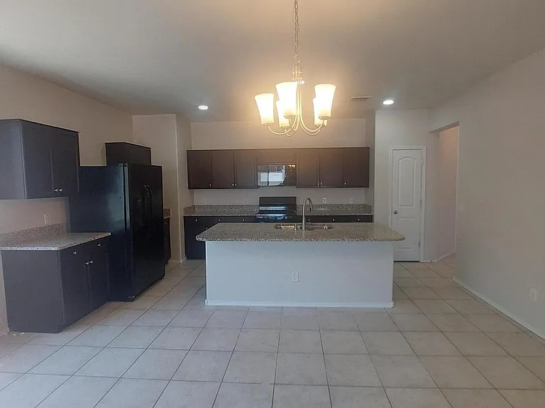 30238 W Verde Ln — Photo 16