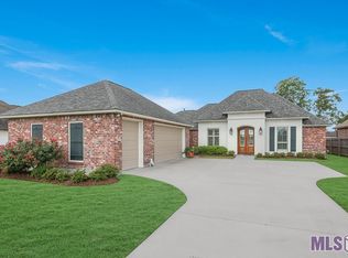 16523 Parker Place Dr, Prairieville, LA 70769
