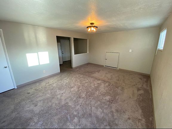 3rd image of 162-176 S Ingalls St