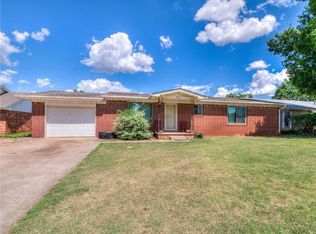 709 N Stanley Ave, Hinton, OK 73047