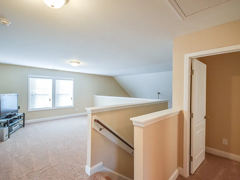 67 Timber Skip Dr — Photo 57